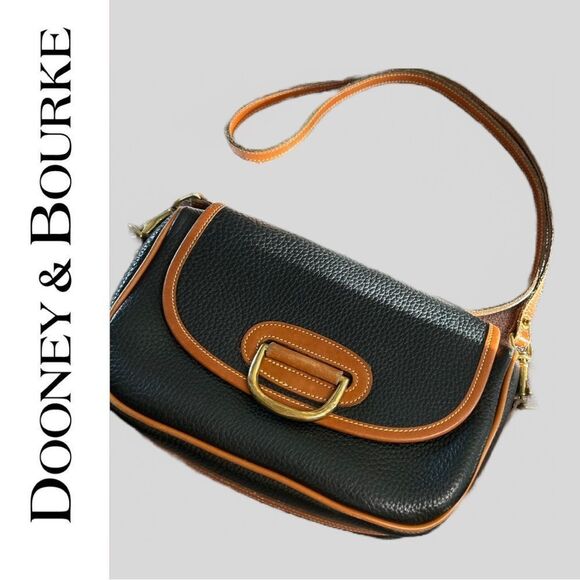 Dooney & Bourke USA AWL‎ R69 Porthole Clutch from Horseshoe Collection 1980’s - Picture 1 of 3